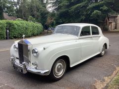 Louer une ROLLS ROYCE Silver Cloud de de 1958 (Photo 1)