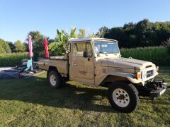 Louer une TOYOTA HJ45 de de 1979 (Photo 5)