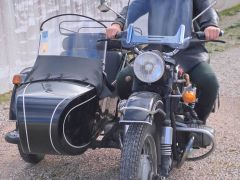 Louer une URAL Side-car de de 2000 (Photo 4)