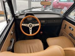 Louer une VOLKSWAGEN Coccinelle 1303 de de 1973 (Photo 5)