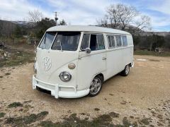 Louer une VOLKSWAGEN Combi Split - Road Runner  de de 1966 (Photo 2)