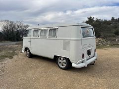 Louer une VOLKSWAGEN Combi Split - Road Runner  de de 1966 (Photo 3)