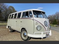 Louer une VOLKSWAGEN Combi Split de de 1973 (Photo 2)