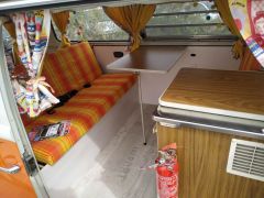 Louer une VOLKSWAGEN Combi T2 Westfalia de de 1973 (Photo 5)