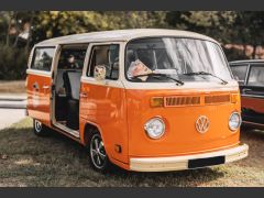 Louer une VOLKSWAGEN Combi VW T2B Passenger Deluxe de de 1978 (Photo 2)