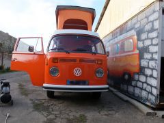 Louer une VOLKSWAGEN Combi Westfalia de de 1975 (Photo 2)