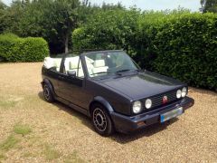 VOLKSWAGEN Golf (Photo 1)