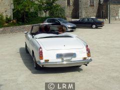 PEUGEOT 404 (Photo 2)