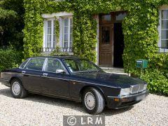 JAGUAR XJ 40 (Photo 1)